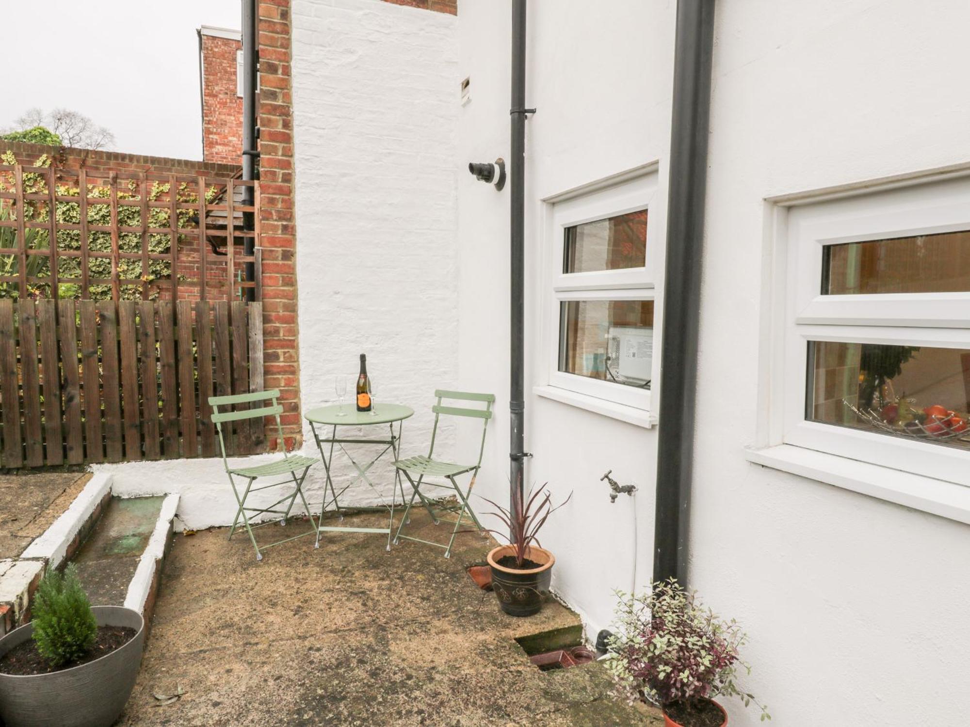 Barnaby Cottage Yarm Exterior photo
